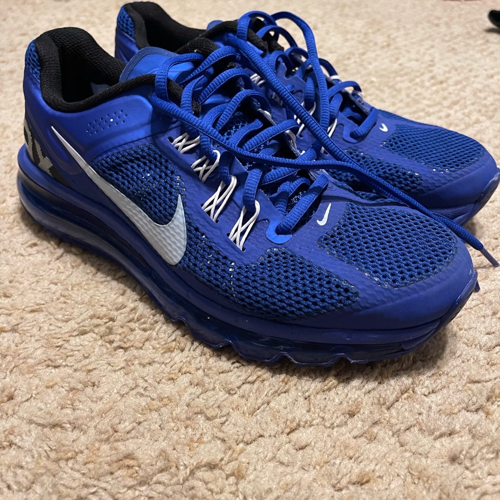 Nike Airmax blue (size 7.5 men’s)